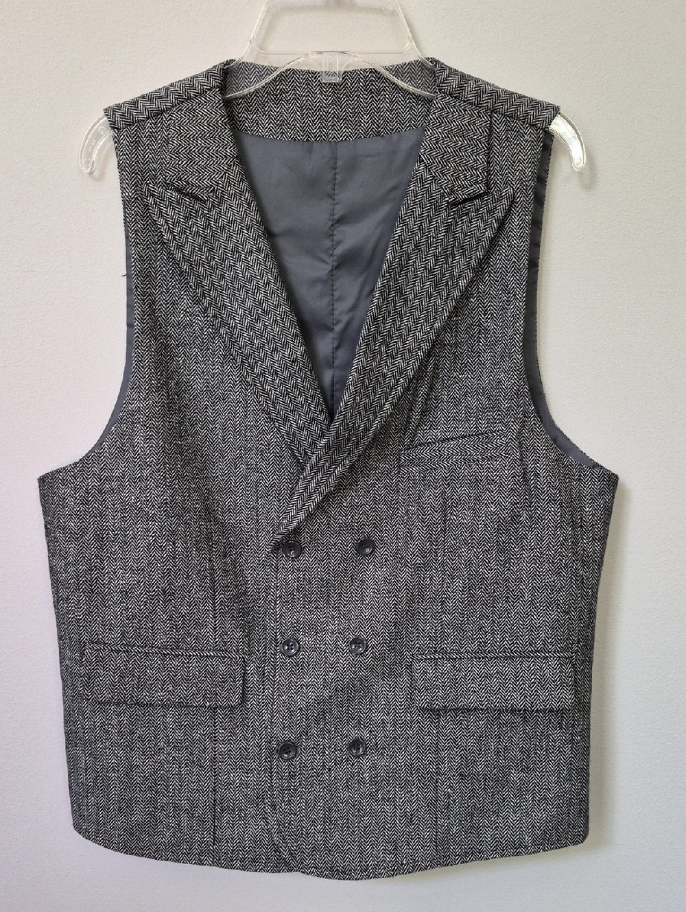 Gray & Black Herringbone Double-Breasted Vest Tailored Suiting Mens S 36 Unisex